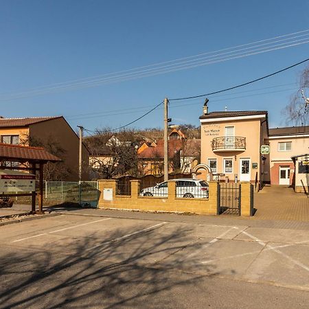 Hotel Penzion San Marco - Pod Búdama Mutěnice Exterior foto